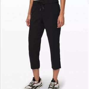 Lululemon Black On the Fly Crop Pants